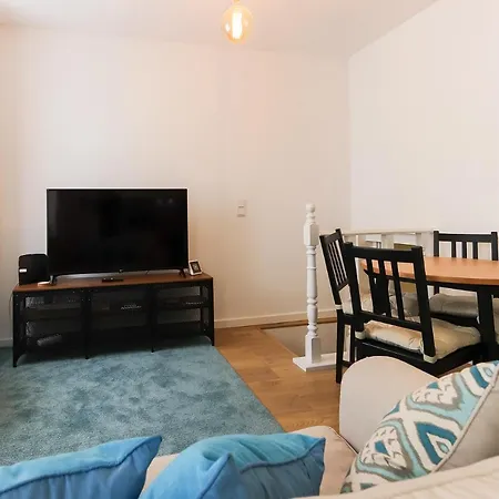 Wal Apartments- 3 Bedrooms With Parking Space Lisbon Exterior photo