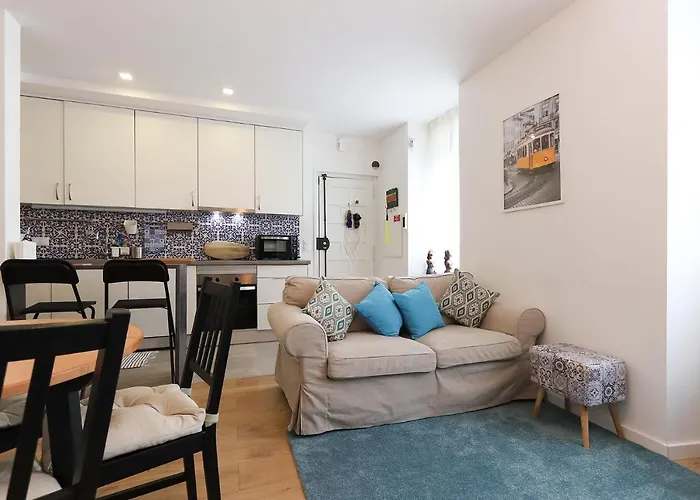 Wal Apartments- 3 Bedrooms With Parking Space