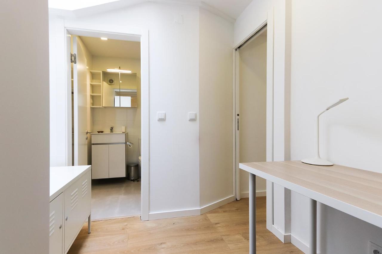 Wal Apartments- 3 Bedrooms With Parking Space Appartement